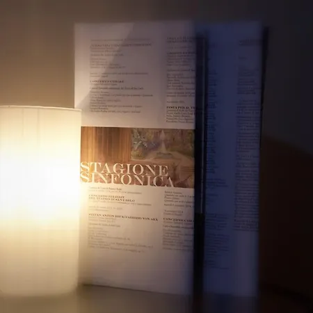 Domus Armenio 4* Nápoles