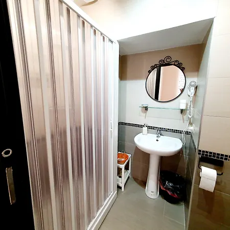 Oda ve Kahvaltı Domus Armenio 4*