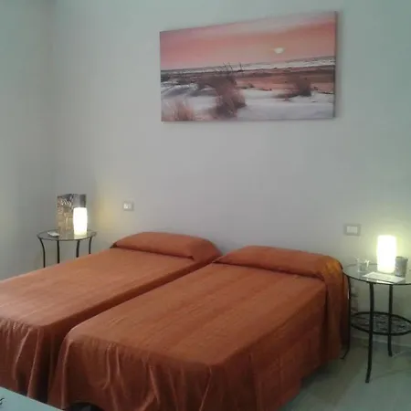 Domus Armenio 3* Nápoly