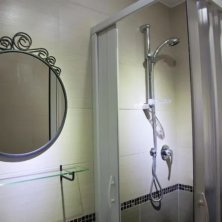 Domus Armenio 3* Nápoly