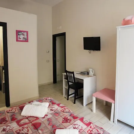 Domus Armenio Alojamento de Acomodação e Pequeno-almoço 4*